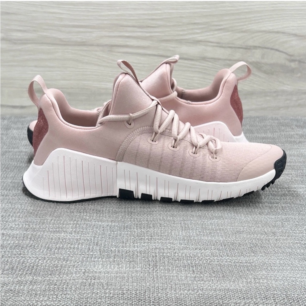 Nike Free Metcon 6 PRM Women's  Pink Oxford Black New HF1208 600 - Picture 8 of 10